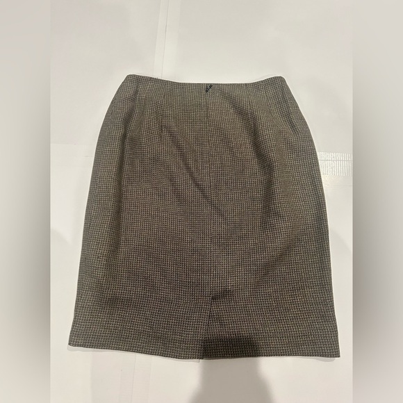 Linda Allard Ellen Tracy Pencil Skirt 8 Silk Wool Blend Tan Zipper Business - Picture 2 of 8
